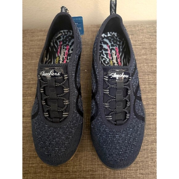 NWT Women's Skechers Blue Relaxed Fit Air Cooled Memory Foam Shoes Size 6.5 - Picture 2 of 9